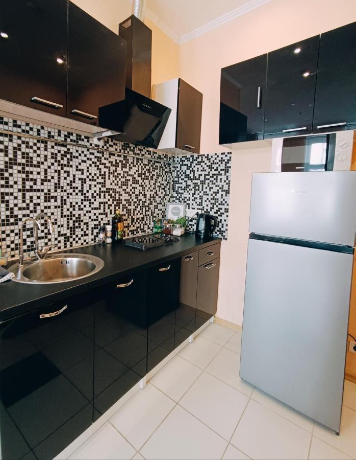 Centrally Located Studio Apartment Riga Kültér fotó